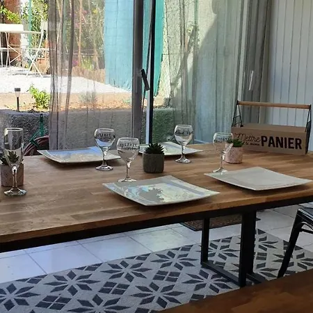 Et A 2 Pas De La Cite * Carcassonne